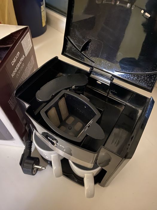 Продам капельную кофеварку