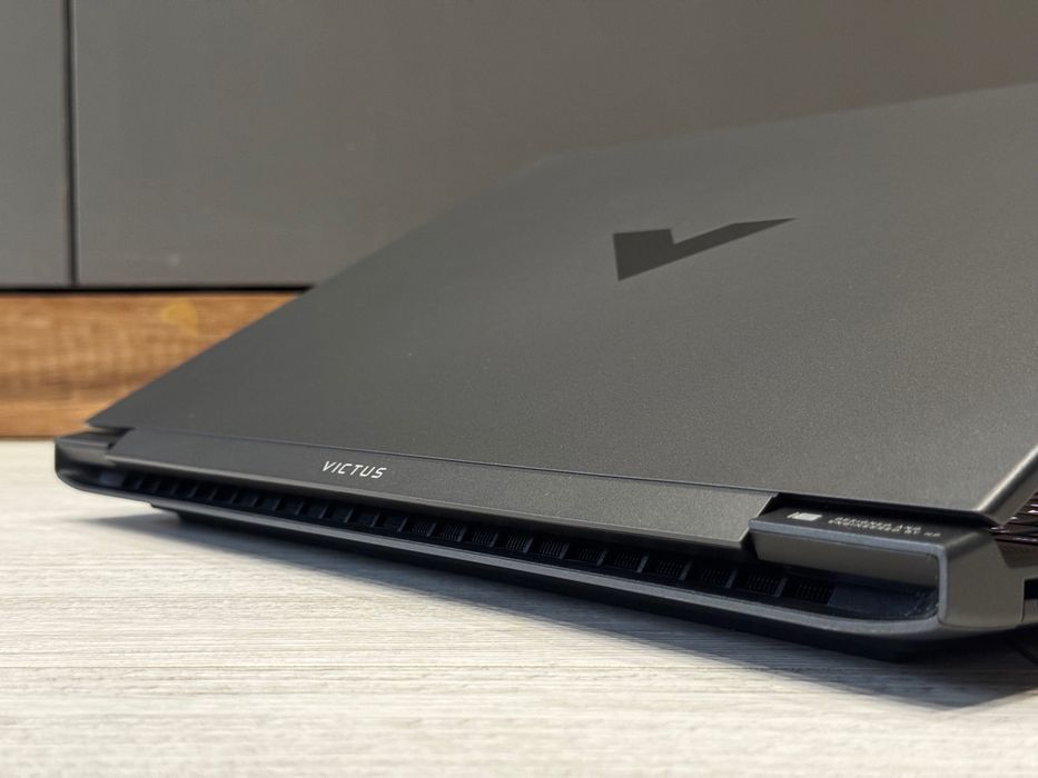 16.1 144hz /RTX 4070 8GB/Ryzen 7 7840HS /SSD/ Гаранция / RGB/ Victus