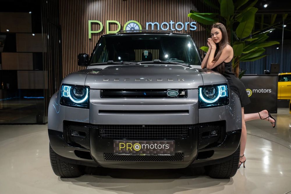 Land Rover Defender 2021 benzină, 45.500 € — imagine 5