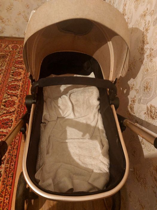 Продам детскую коляску