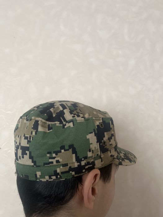 Комуфлированная кепка