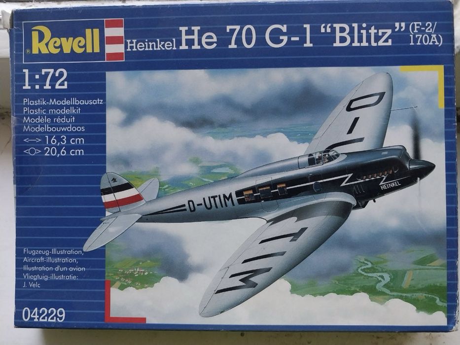 Сборная модель самолета Хейнкель 70 в масштабе 1 к 72 от фирмы Ревелл.