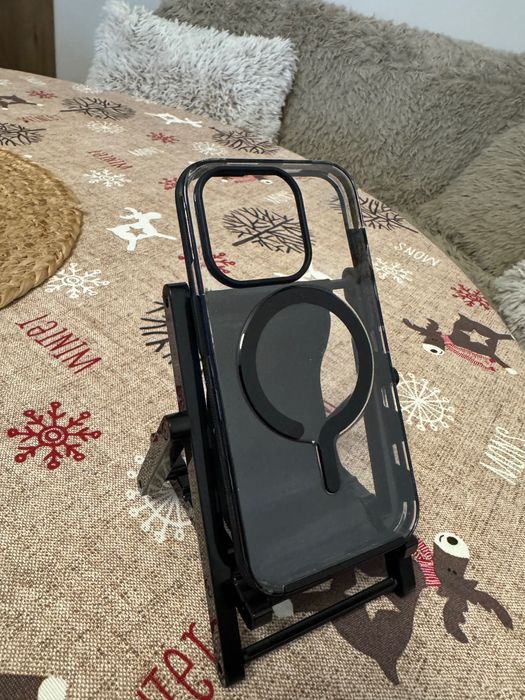 Калъф за IPhone 15 pro dbrand