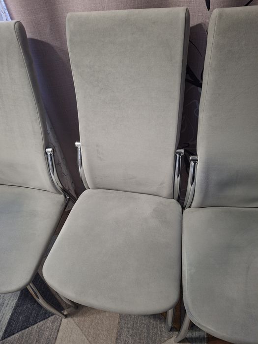 Продам стулья 4 штуки