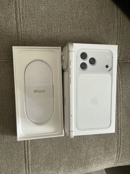 iPhone 17 Pro Max 256 GB Silver