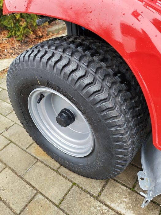 Vând repar tractoras tuns  Honda