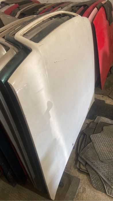 Капот на Ауди 100С4,Б4,А6С4,С5, А4