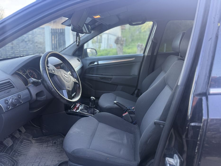 Opel Astra H 1.9cdti 120cp 6 trepte 2008