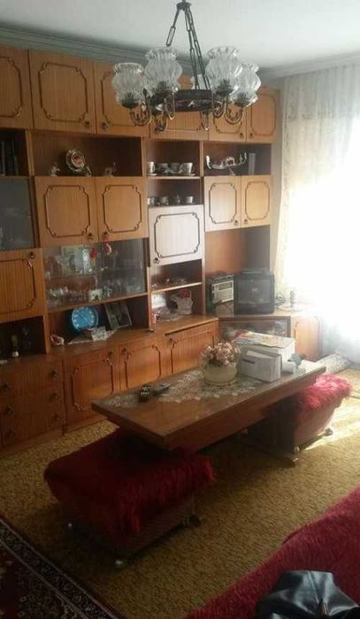 Двустаен апартамент в Люлин 10
