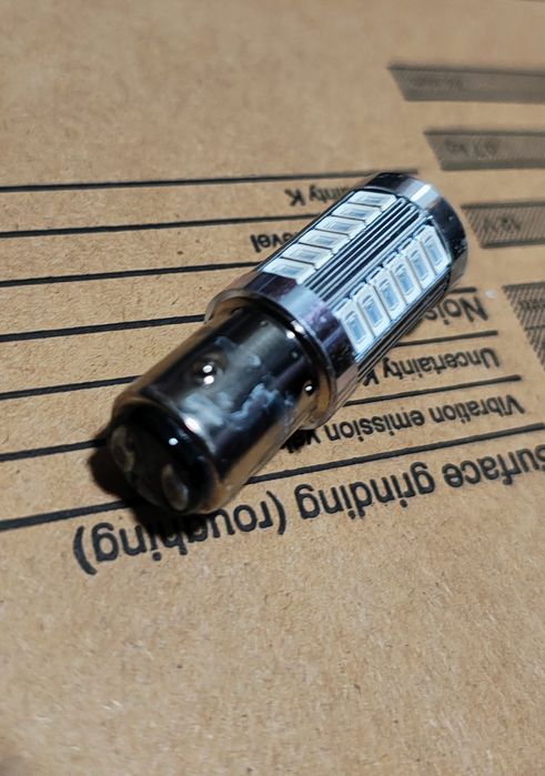 Becuri Led P21 5W