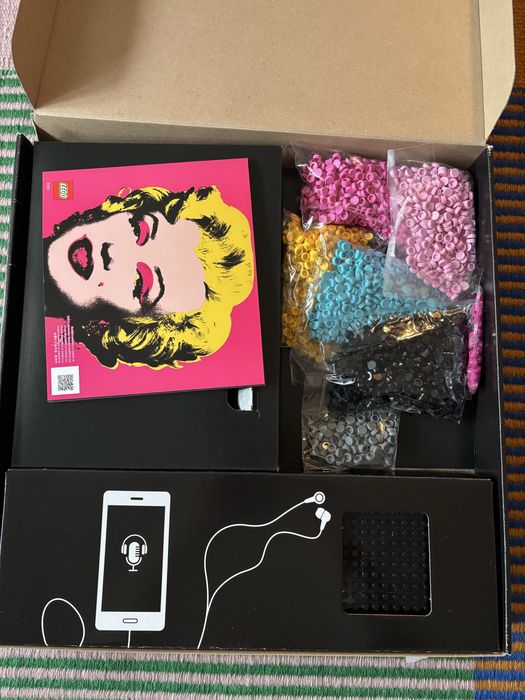 Lego Andy Warhol