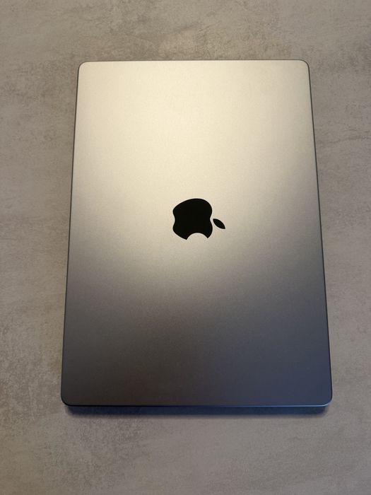 Apple MacBook Pro 14-inch (2021)