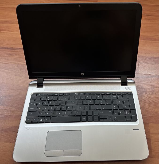 Laptop HP ProBook 450 G3 – i5-6200U, 8GB RAM, SSD 238GB, placă video dedicată