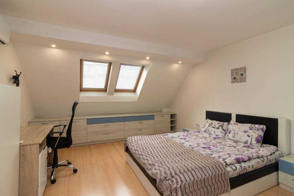 Дава се под наем Двустаен апартамент в София, Суходол - 70 кв.м за 663 € - Снимка #2