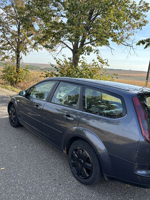 FORD Focus 2006 — imagine 3