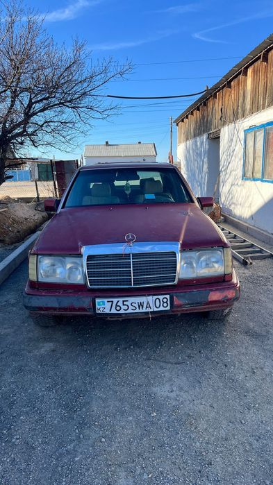 Мерседес бенс 124