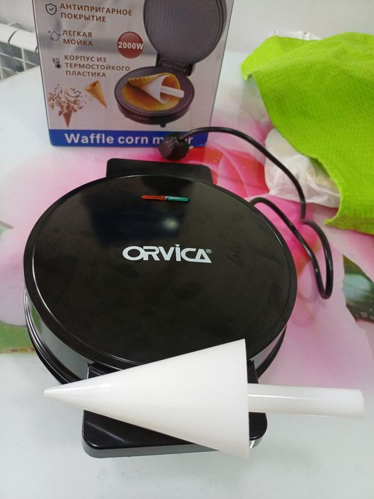 Вафельница новая