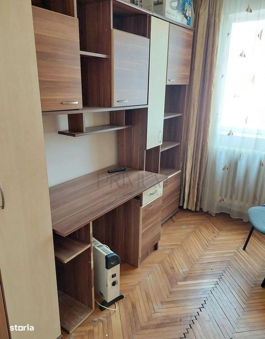 COMPLEX - APARTAMENT 1 CAMERA - mobilat, utilat, etaj intermediar — fotografia 1