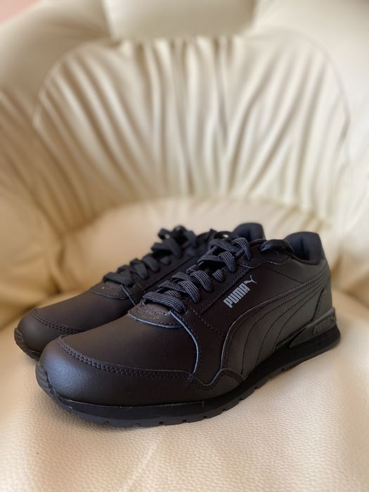 Incaltamite puma , model ST Runner V3