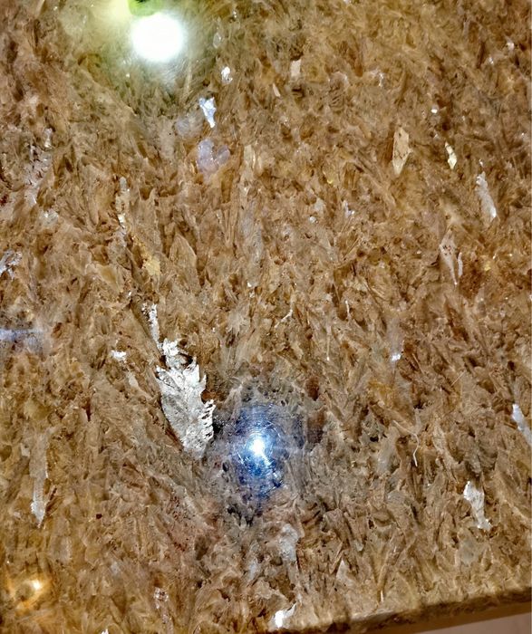 Антикварна каменна маса за кафе от Hohnert Design 65 х 65 х 40 см.