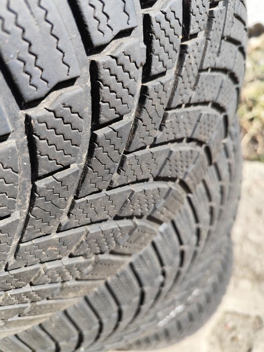 Anvelope 235 55 19 Bridgestone iarna
