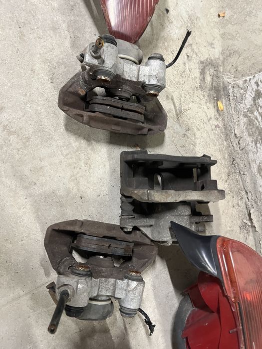 Части Пежо 206 Черно