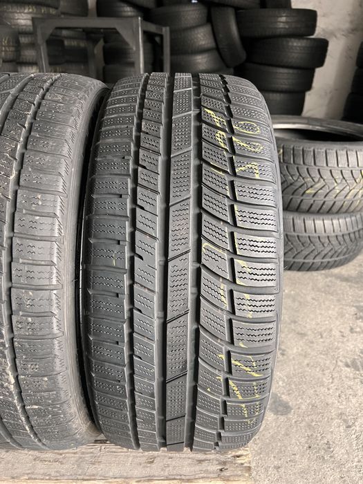 2 anvelope iarna 225/40/18 , toyo !
