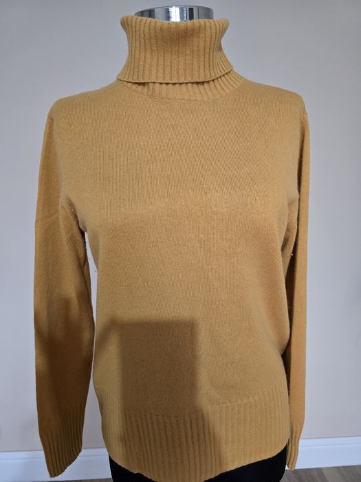 Maleta cu guler din matase si casmir marime M