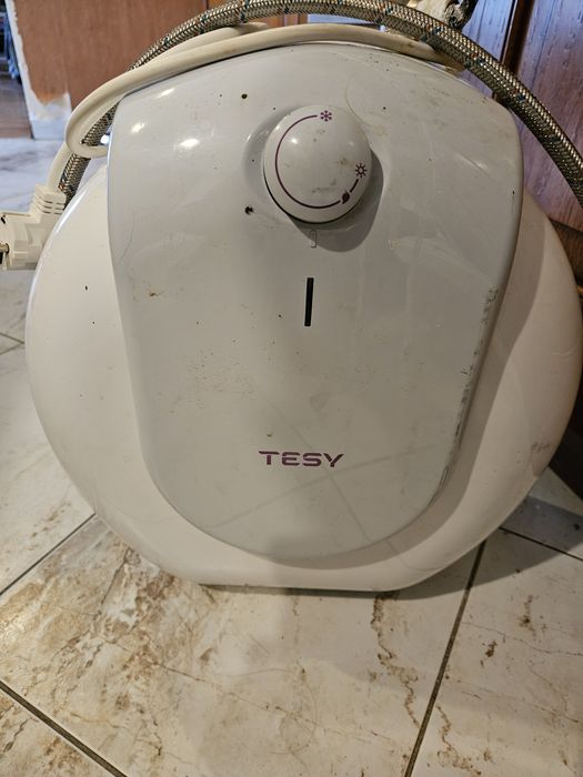 Проточен Бойлер Теси 10л