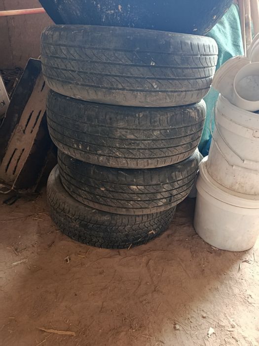 Uyge kerekli zatlar satiladi