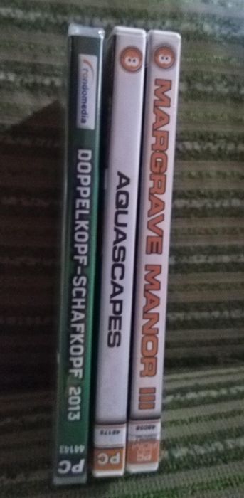 Компютърни игри три броя дискове