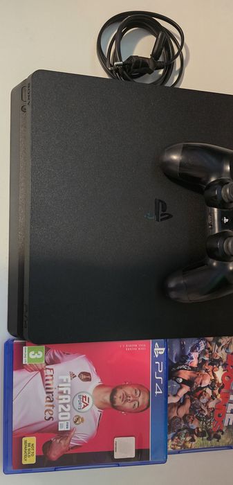 Consola PlayStation PS4 Slim 1 TB, cu o maneta si 2 jocuri
