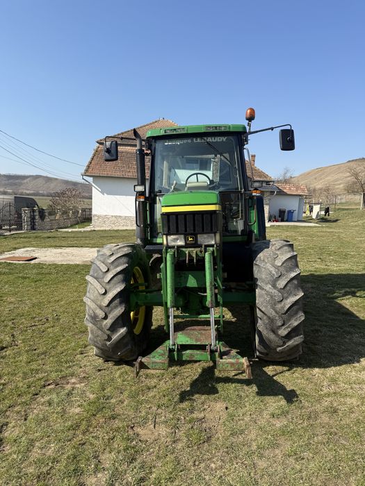 Vand tractor John Deere 6610