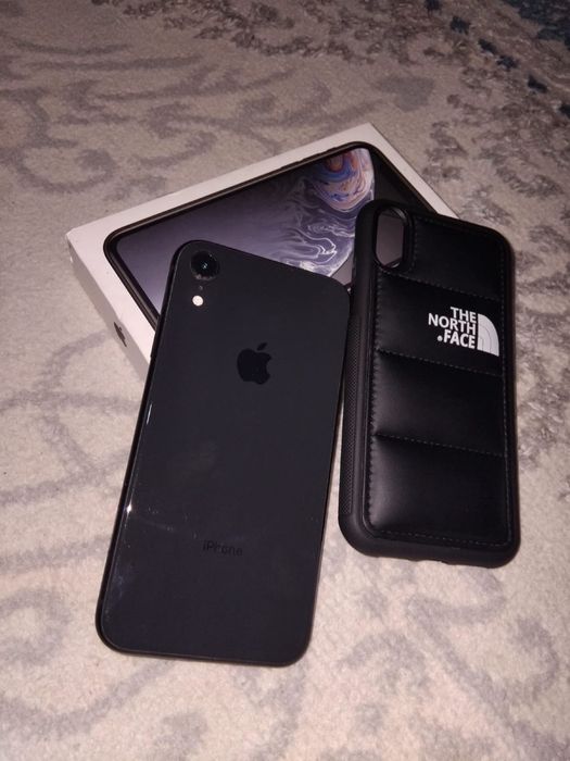 iPhone Xr продам