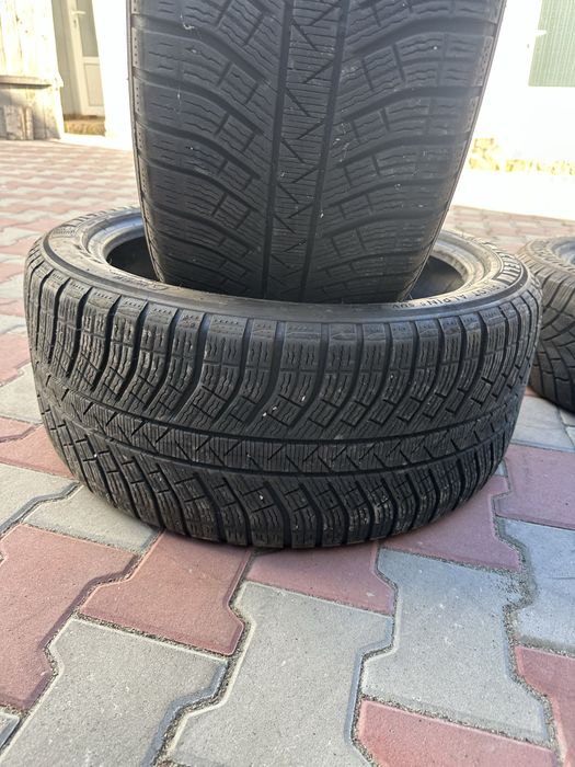 Set 2 anvelope de iarna 275/40/21 Michelin