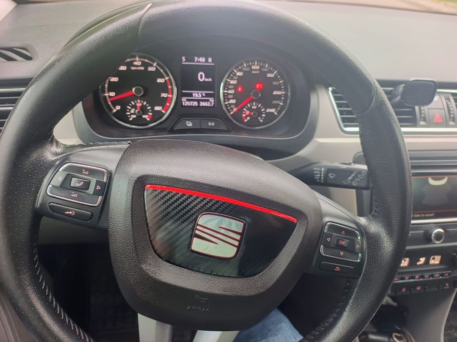 SEAT TOLEDO 2013  automat
