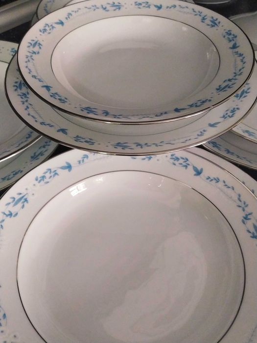 Уникален немски сервиз за хранене