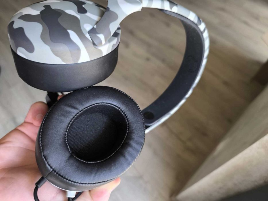 Чисто нови слушалки