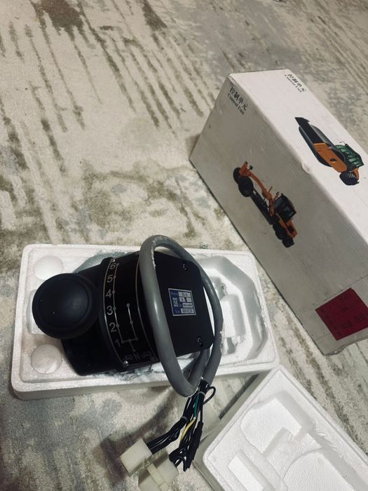 Селектор для погрузчика глейлер трактор