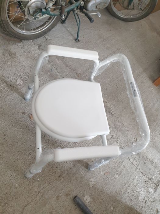 Scaun medical fix cu olita si capac