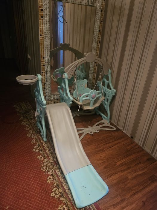 Горка с качелей для детей