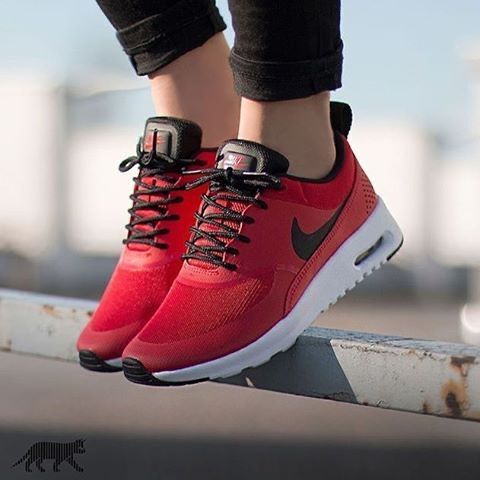 Дамски маратонки найк