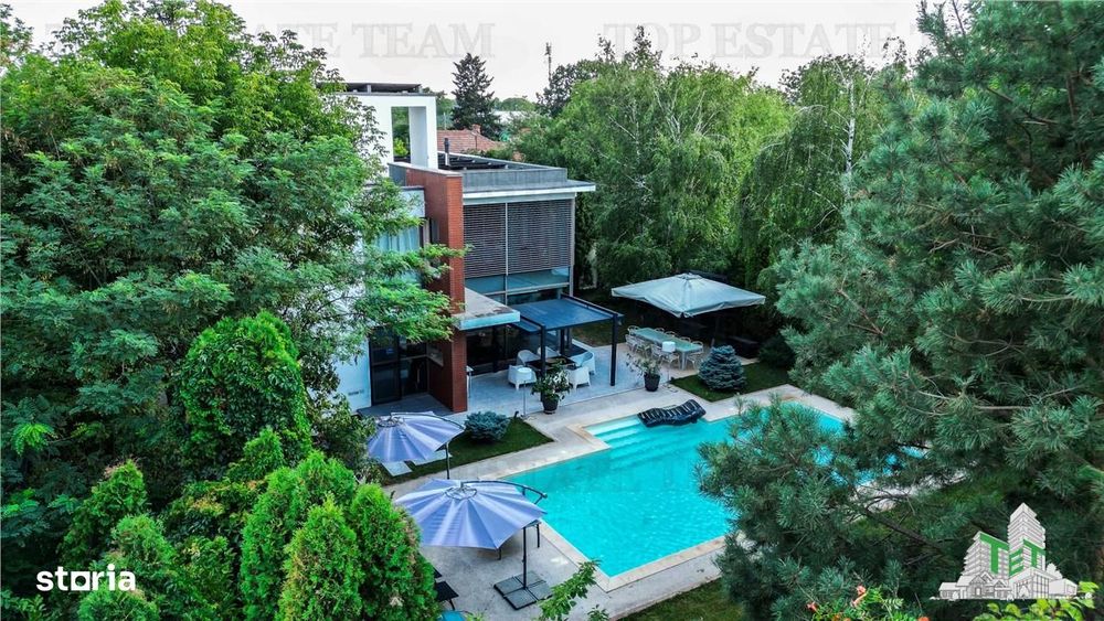 Vila premium cu 7 camere, piscina privata si terasa de 90 mp, situata