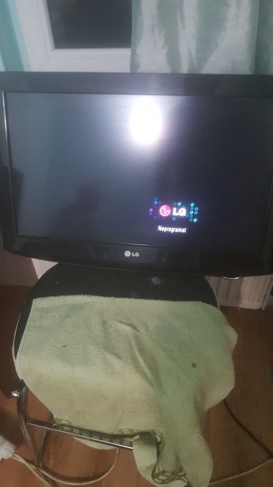Tv lg diagonala 60 cm