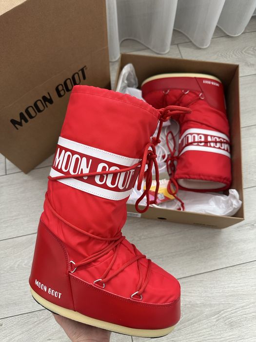 Moon Boot Rosu .