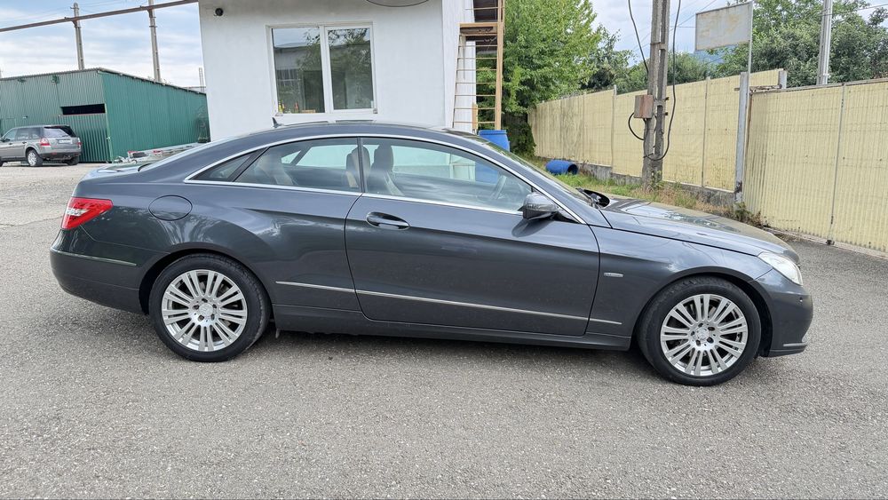 MERCEDES-BENZ E-Class 2010 — imagine 3