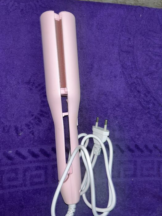 Выпрямитель, для укладки волос.