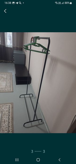 Вешалка металическая