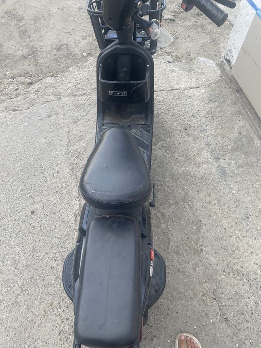 Электроскутер sk8 продам
