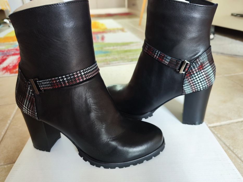 Боти естествена кожа